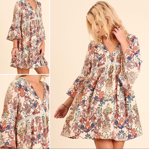 SOLD—UMGEE—Boho Floral Dress Lace w/ Bell Sleeves - Picture 3 of 6